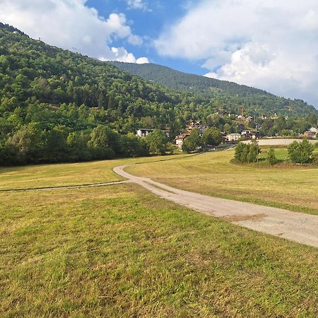Grande Casa Di Famiglia Lägenhet Temù Exteriör bild