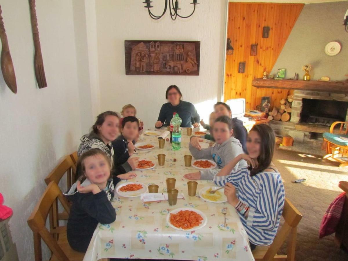 Grande Casa Di Famiglia Lägenhet Temù Exteriör bild