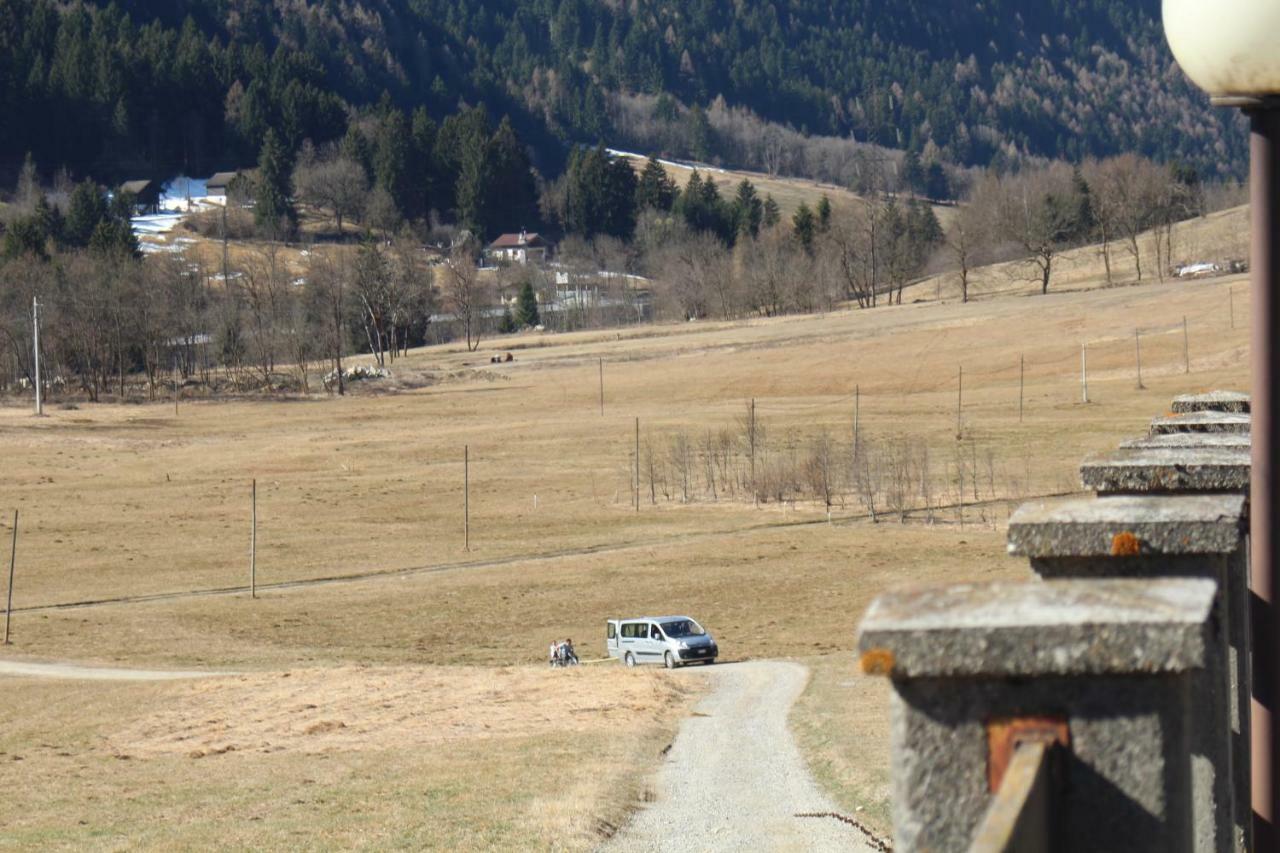Grande Casa Di Famiglia Lägenhet Temù Exteriör bild